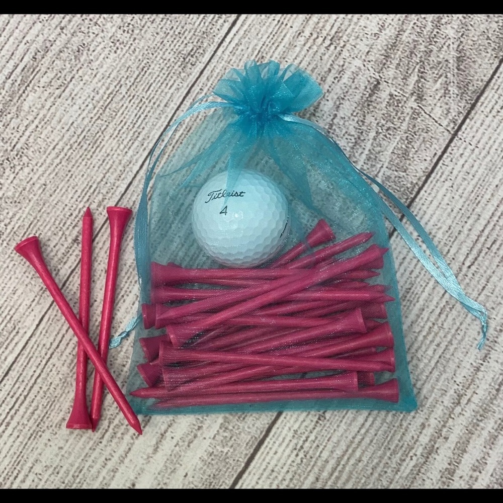 Pink Golf Tees Gift Set, Qty: 25 Tees & ProV1 Ball